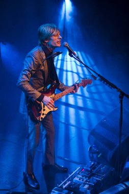 Amsterdam, Hollanda - 21 Şubat 2016: İngiliz psychedelic rock grubu Kula Shaker'ın Paradiso konser salonunda ki Albüm albümü K 2.0 için konseri