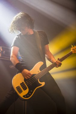 Amsterdam, Hollanda - 19 Mart 2017: Kanadalı hard rock heavy metal grubu Danko Jones'un Melkweg konseri