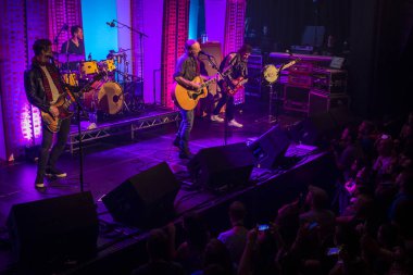 Amsterdam, Hollanda, 27 Mayıs 2016: İskoç folk rock grubu Travis'in melkweg konseri