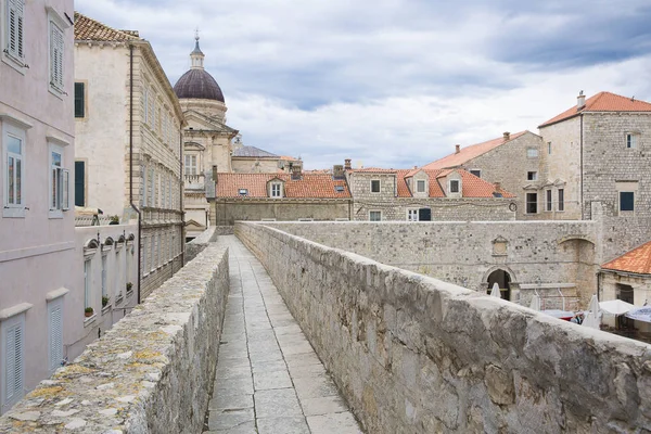 Sentier Pédestre Sur Mur Vieille Ville Dubrovnik Croatie Avec Vue — Photo