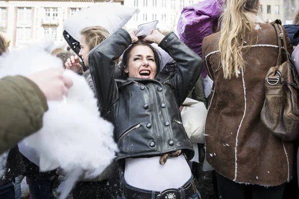 Amsterdam Nizozemsko Noord Holland Sobota Duben 2015 Boj Polštářkem Přehradní — Stock fotografie