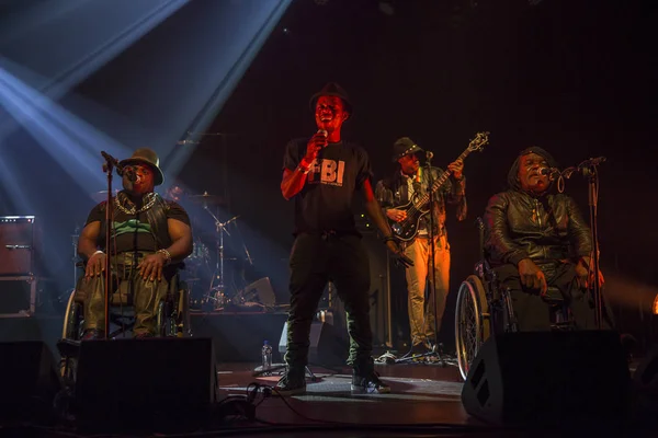 荷兰乌得勒支 2016年12月11日 刚果乐队Mbongwana明星音乐会在乌得勒支蒂沃利弗伦登堡举行 — 图库照片
