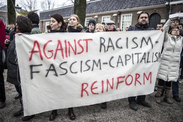 Amsterdam Paesi Bassi Febbraio 2016 Manifestazione Pubblica Multiculturale Organizzata Protestare — Foto Stock