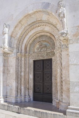 Katedrala sv Stosije ön veranda (St Anastasia Katedrali), Zadar, Dalmaçya, Hırvatistan