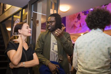 Gerçek Afrika 19-08-2017 Partide eğlenen ler