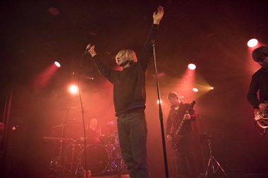 Amsterdam, Hollanda - 17 Şubat 2018 - İngiliz rock grubu The Charlatans'ın Paradiso Noord -De Tolhuistuin konseri
