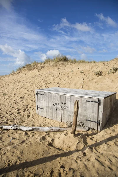 Sandy Beach Vendee France Blue Sky White Clouds Storing Wooden — Stock Photo, Image