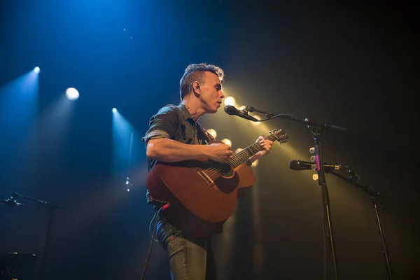 Amsterdam Nizozemsko Listopad 2017 Koncert Izraelské Zpěvačky Asaf Avidan Místě — Stock fotografie