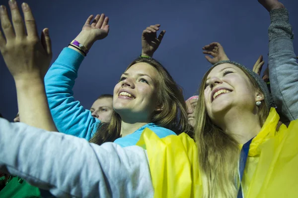 Traena Noruega Julho 2015 Aplausos Aplausos Com Braços Concerto Aéreo — Fotografia de Stock