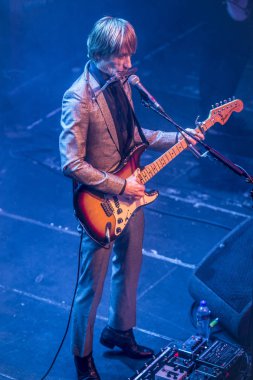 Amsterdam, Hollanda - 21 Şubat 2016: İngiliz psychedelic rock grubu Kula Shaker'ın Paradiso konser salonunda ki Albüm albümü K 2.0 için konseri