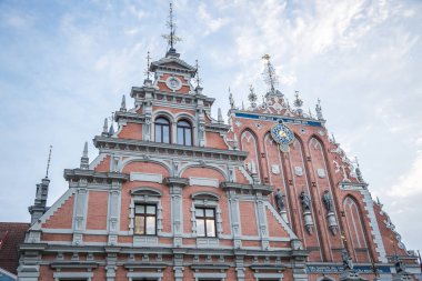 Atvian Cazibesi - Blackheads 'in evi, Eski şehir Riga, Letonya