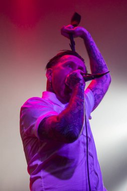 Amsterdam, Hollanda - 19 Mart 2017: Kanadalı hard rock grubu Danko Jones'un Norveçli hard rock grubu Audrey Horne Concert ile Melkweg'de destek hareketi