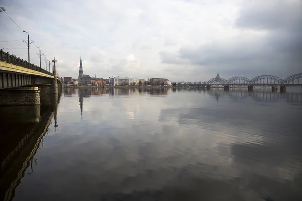 Widok Panoramy Rygi Nad Rzeką Daugavą Rydze Łotwa — Zdjęcie stockowe