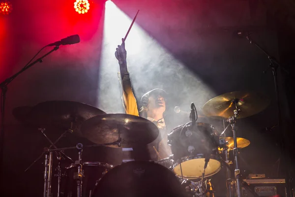 挪威特拉纳 2016年7月8日 挪威民间和摇滚乐队紫罗兰路在特拉埃纳节的音乐会 音乐节在挪威的特拉埃纳小岛上举行 — 图库照片