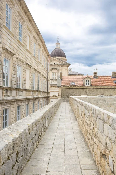 Sentier Pédestre Sur Mur Vieille Ville Dubrovnik Croatie Avec Vue — Photo