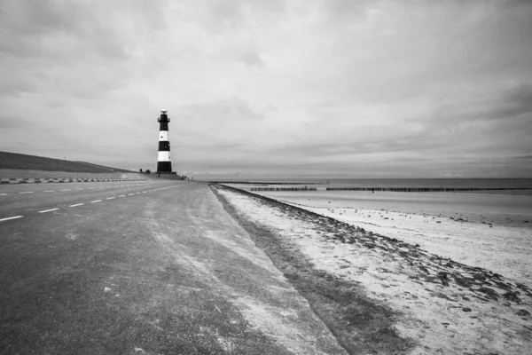 Черно Белый Полосатый Маяк Брескенс Нидерланды — стоковое фото