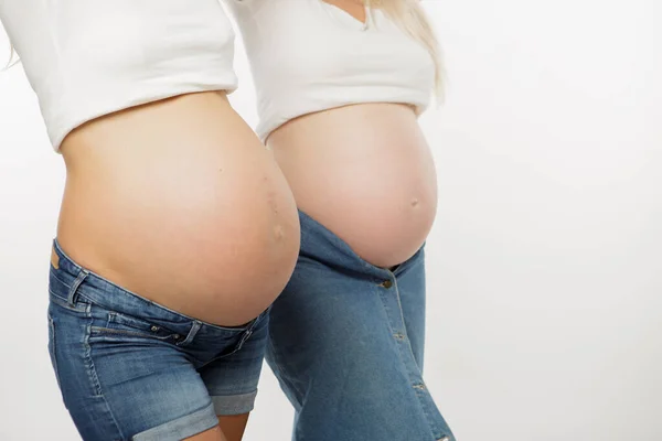 Deux Femmes Enceintes Avec Gros Ventre Différents Estomacs Chez Les — Photo