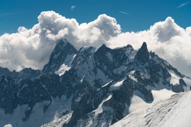 Aiguille du Midi 'den Grandes Jorass ve Dent du Geant Panoraması - Mont Blanc Dağı, Haute-Savoie, Fransa
