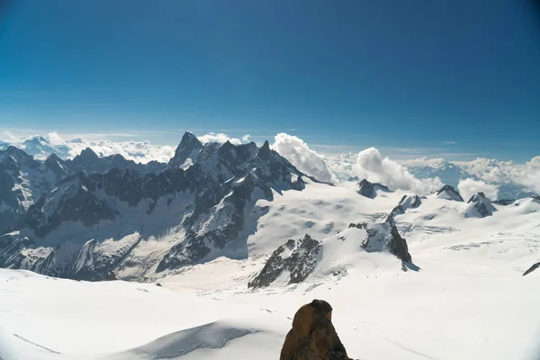 Aiguille du Midi 'den Grandes Jorass ve Dent du Geant Panoraması - Mont Blanc Dağı, Haute-Savoie, Fransa