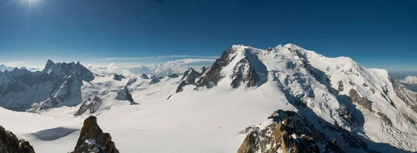 Mont Blanc Jest Najwyższy Szczyt Alpach Najwyższy Europie Piękne Widoki — Zdjęcie stockowe