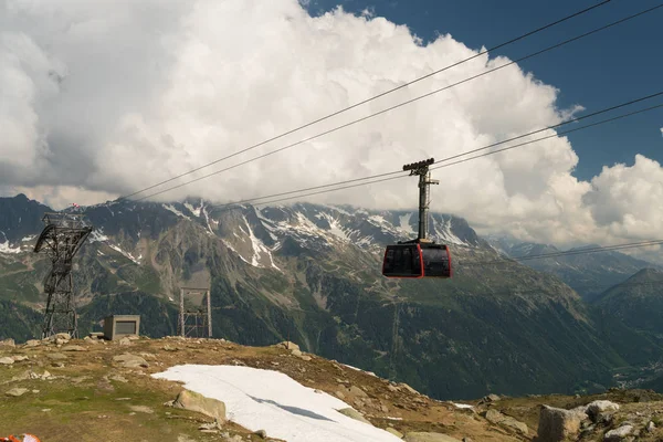 Füniküler Chamonix-Mont Blanc, Haute-Savoie, Fransa Aiguille du Midi (3842 m) dağ üst İstasyonu için