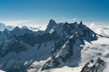 Aiguille du Midi 'den Grandes Jorass ve Dent du Geant Panoraması - Mont Blanc Dağı, Haute-Savoie, Fransa