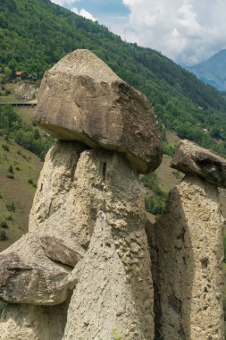 Muhteşem görünümünü Pyramides d'Euseigne İsviçre Alpleri'nde, Valais, İsviçre