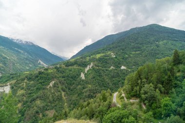 Muhteşem görünümünü Pyramides d'Euseigne İsviçre Alpleri'nde, Valais, İsviçre
