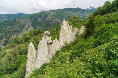 Muhteşem görünümünü Pyramides d'Euseigne İsviçre Alpleri'nde, Valais, İsviçre