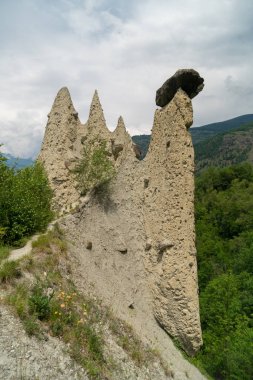 Muhteşem görünümünü Pyramides d'Euseigne İsviçre Alpleri'nde, Valais, İsviçre