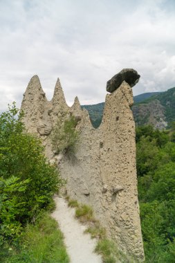 Muhteşem görünümünü Pyramides d'Euseigne İsviçre Alpleri'nde, Valais, İsviçre