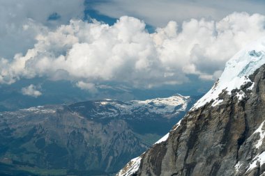  Aiguille du Midi 'den Chamonix Vadisi - Mont Blanc Dağı, Haute-Savoie, Fransa