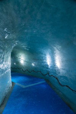 Mer de Glace buzulun, French Alps Chamonix, Haute-Savoie, Fransa yakınındaki iç görünüm.