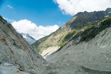 Mer de Glace, Aiguille du Dru ve Aiguille Verte Le Montenvers, Fransız Alpleri Chamonix, Haute-Savoie, Fransa yakınındaki Marnixkade muhteşem panoraması.