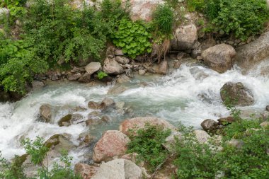Art arda sıralı du Dard - fantastik bir şelale manzarası 1233 m yirmi metre yüksekliğinde Mont-Blanc, Haute-Savoie, Fransa altında bulunan