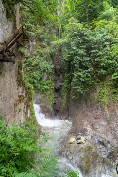 Velkolepý Pohled Cascade Dard Fantastický Vodopád Nachází 1233 Dvacet Metrů — Stock fotografie