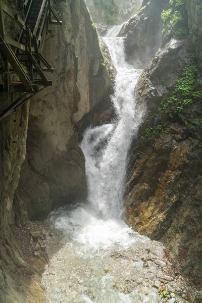 Vista Espetacular Cascade Dard Uma Cachoeira Fantástica Localizada 1233 Vinte — Fotografia de Stock