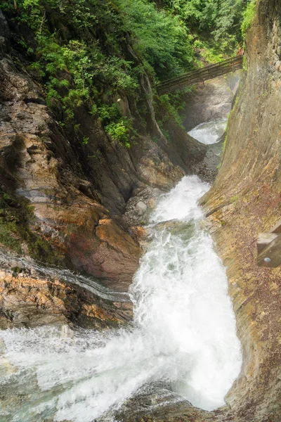 Úžasné Kaskádovité Vodopády Gorges Durnand Alpy Švýcarsko — Stock fotografie