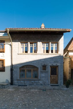 Ortaçağ eski şehir Gruyeres bir önemli turistik yerdir ve adını veren ünlü İsviçreli gravyer peyniri. Gruyeres, Canton Fribourg, İsviçre