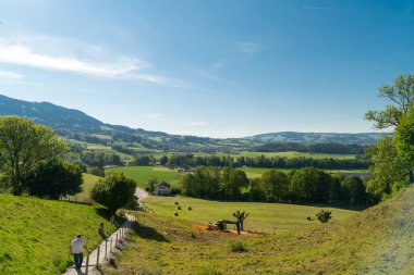 Muhteşem panoramik dağ eteklerinde, Canton Fribourg, İsviçre Gruyeres Kalesi (Chateau de Gruyeres),