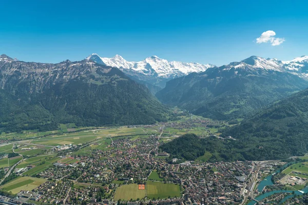 Hermosa Vista Ciudad Interlaken Eiger Mnch Las Montañas Jungfrau Desde —  Fotos de Stock