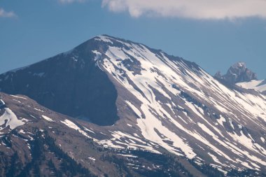 Muhteşem görünümü üst, Avrupa Sfenks Gözlemevi (3,454 metre), İsviçre üzerinden Bernese Alpleri'nde dört bin metre tepeler ve dağ Jungfrau
