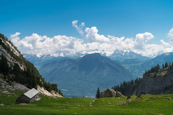 Velkolepý Výhled Hory Turistická Stezka Krajině Švýcarských Alp Pilatus Kulm — Stock fotografie