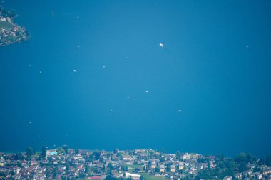 Muhteşem dağ ve göl Alpnacher (Alpnachersee) ve Luzern Gölü Panoraması Pilatus Kulm, İsviçre