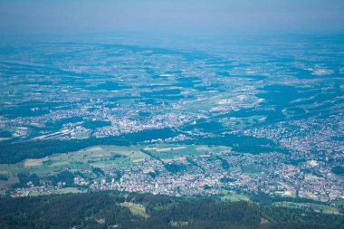 Muhteşem dağ ve göl Alpnacher (Alpnachersee) ve Luzern Gölü Panoraması Pilatus Kulm, İsviçre