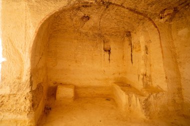  İsrail 'in güneyindeki Negev Çölü' nde, şimdi ulusal park olan Antik Nabataean şehri Avdat 'ı harap etti..