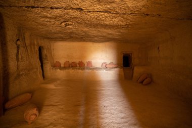  İsrail 'in güneyindeki Negev Çölü' nde, şimdi ulusal park olan Antik Nabataean şehri Avdat 'ı harap etti..