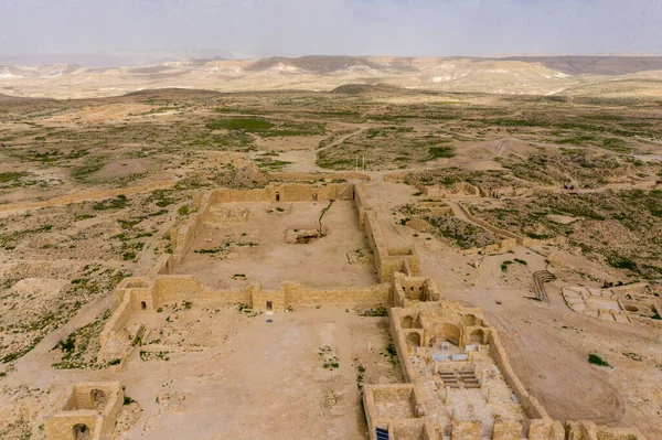 이스라엘의 사막에서 키부츠 스데보 Kibbutz Sde Boker 지키고 있는아 Ein — 스톡 사진