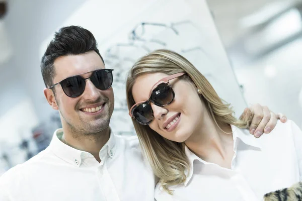 Couple Sunglasses Smiling Looking Camera Glasses Store Optometry Shop — Stock Photo, Image