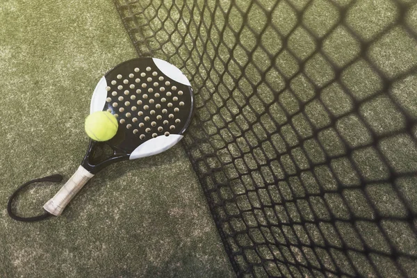 Paddle Tennis Objekte Auf Rasen Bereit Für Das Turnier — Stockfoto